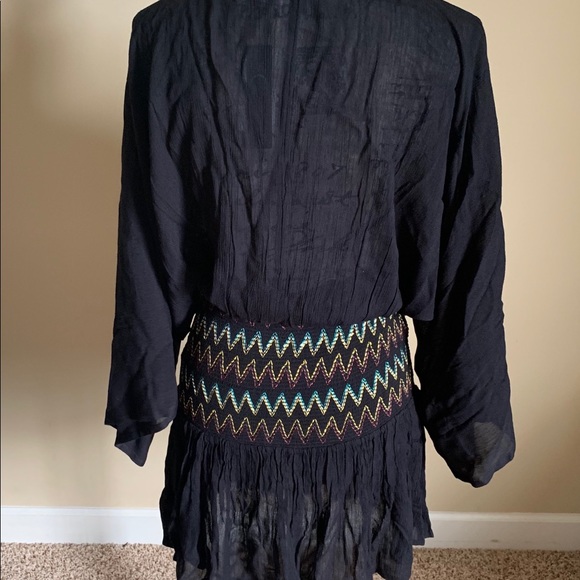 Everything but water short dress or cover up - Picture 2 of 3